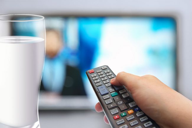 Влияние СМИ на потребителя Влияние СМИ на потребителя