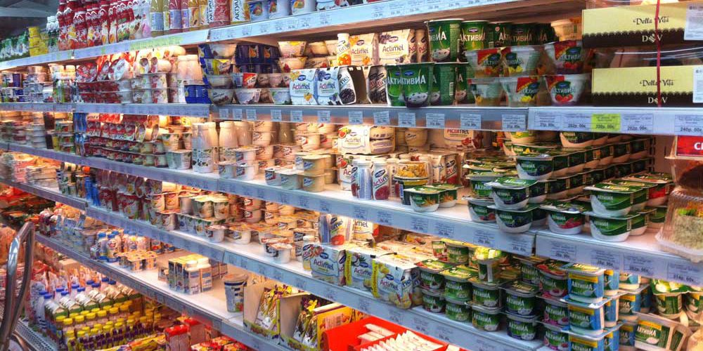 Полка с молочной продукией Полка с молочной продукией