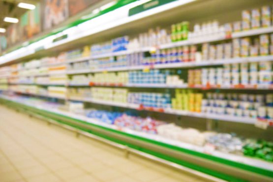 Полки с молочной продукцией Полки с молочной продукцией